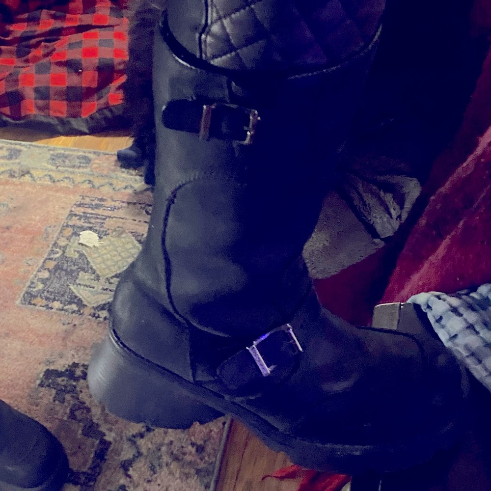 Harley Davidson Women's Black Boots - Picture 2 of 9